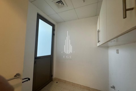 Villa de 4 dormitorios en Al Bateen, UAE No. 41416 13