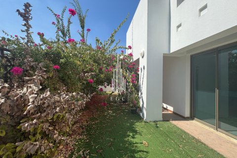 Villa de 4 dormitorios en Al Bateen, UAE No. 41416 27
