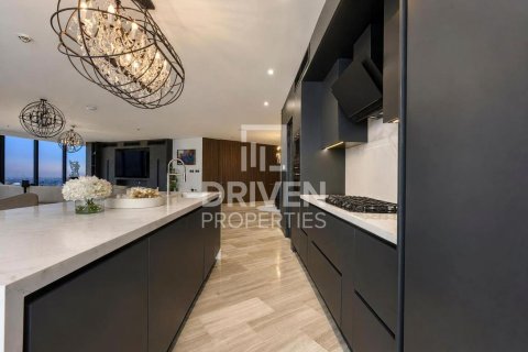 Appartement de 4 chambres à D1 Tower, UAE No. 217639 17