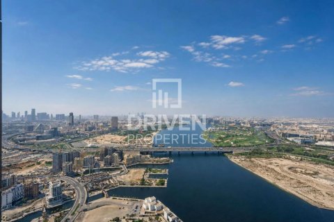 Appartement de 4 chambres à D1 Tower, UAE No. 217639 5