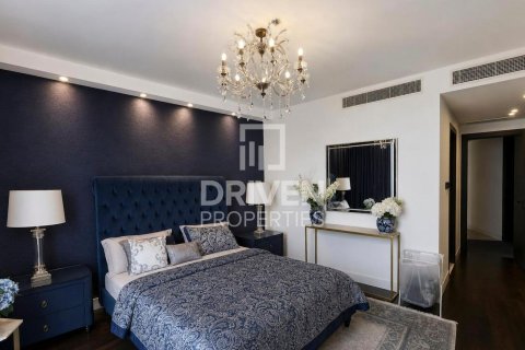 Appartement de 4 chambres à D1 Tower, UAE No. 217639 8