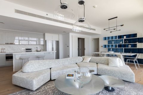 4 bedrooms Apartment in Dubai, UAE No. 43788 6