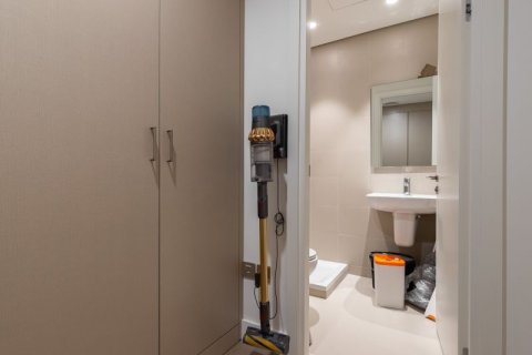 4 bedrooms Apartment in Dubai, UAE No. 43788 13
