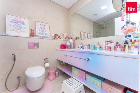 Apartment de 3 dormitorios en Dubai Media City, UAE No. 207696 8