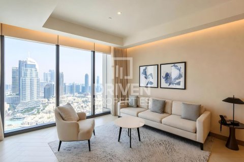 Квартира с 3 спальнями в The Address Residences Dubai Opera, ОАЭ №211535 3