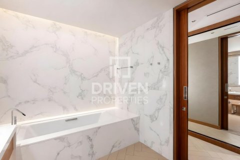 Квартира с 3 спальнями в The Address Residences Dubai Opera, ОАЭ №211535 24