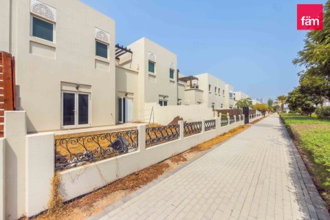 Townhouse de 3 dormitorios en Al Furjan, UAE No. 226786 6