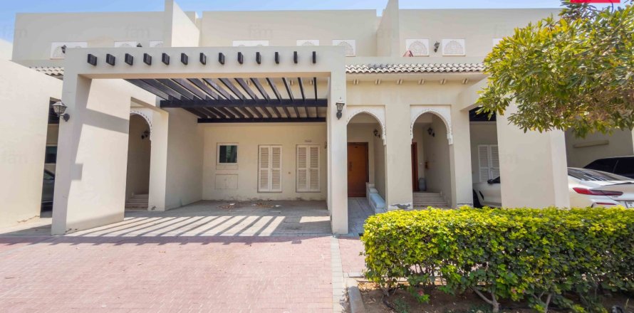 Townhouse de 3 dormitorios en Al Furjan, UAE No. 226786