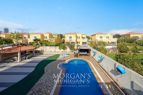 5 غرفة نوم فيلا في Jumeirah Park, الإمارات العربية المتحدة رقم 76844 20