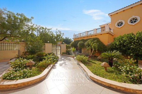 5 غرفة نوم فيلا في Jumeirah Park, الإمارات العربية المتحدة رقم 76844 21