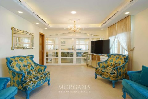5 غرفة نوم فيلا في Jumeirah Park, الإمارات العربية المتحدة رقم 76844 30