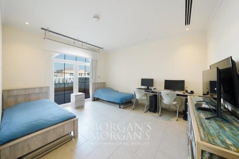 5 غرفة نوم فيلا في Jumeirah Park, الإمارات العربية المتحدة رقم 76844 14