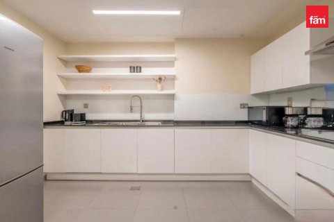 Apartment de 3 dormitorios en Palm Jumeirah, UAE No. 205737 6