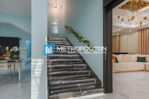 Villa de 6 dormitorios en  Yas Island, UAE No. 126474 10