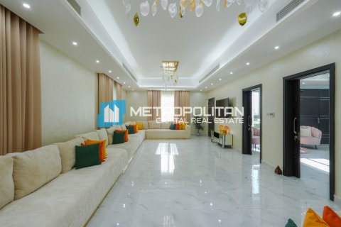 Villa de 6 dormitorios en  Yas Island, UAE No. 126474 26