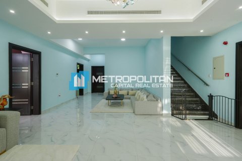 Villa de 6 dormitorios en  Yas Island, UAE No. 126474 12