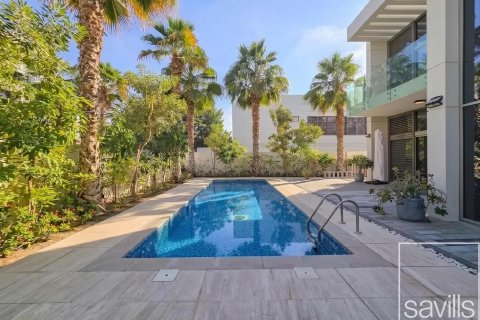 5 bedrooms Villa in District One, UAE No. 211077 3