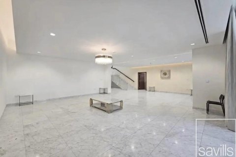 5 bedrooms Villa in District One, UAE No. 211077 4