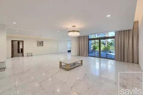 5 bedrooms Villa in District One, UAE No. 211077 11