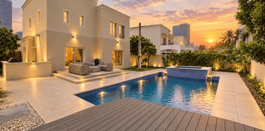 Villa de 4 dormitorios en Meadows, UAE No. 223457
