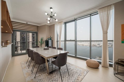 Apartment de 3 dormitorios en Dubai Creek Residence Tower 1 South, UAE No. 199687