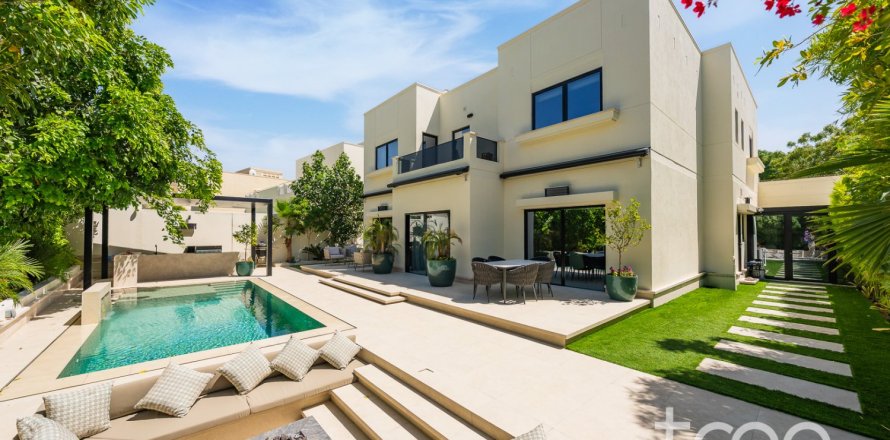 Villa de 5 chambres à Meadows, UAE No. 222671