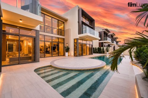 5 bedrooms Villa in Dubai Hills Estate, UAE No. 216013