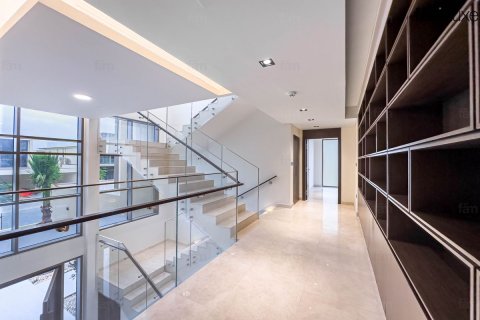 5 bedrooms Villa in Dubai Hills Estate, UAE No. 216013 8