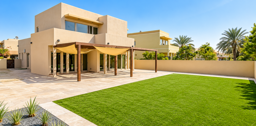 Villa de 3 dormitorios en Arabian Ranches, UAE No. 223470