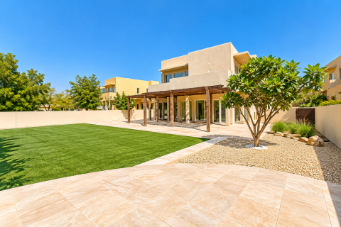 Villa de 3 dormitorios en Arabian Ranches, UAE No. 223470 3