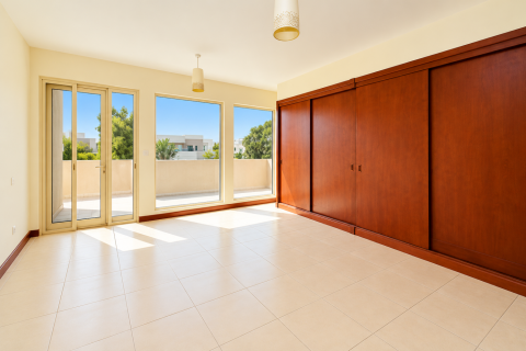 Villa de 3 dormitorios en Arabian Ranches, UAE No. 223470 13
