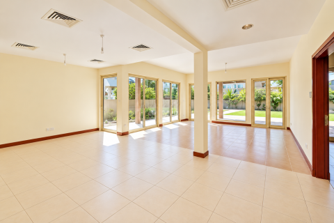 Villa de 3 dormitorios en Arabian Ranches, UAE No. 223470 7