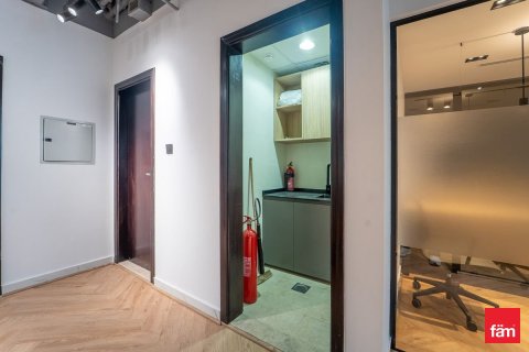 72.8m² Office in Dubai, UAE No. 166060 15