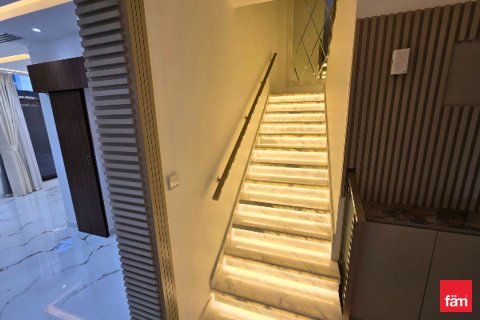 4 bedrooms Townhouse in Dubai, UAE No. 216070 6