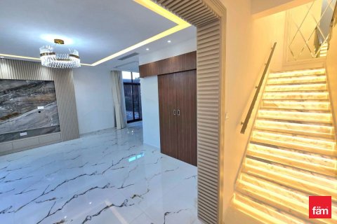 4 bedrooms Townhouse in Dubai, UAE No. 216070 10