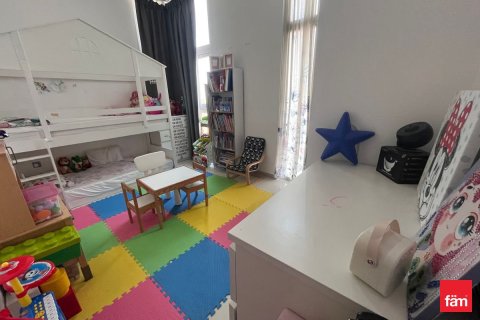 3 bedrooms Townhouse in Dubai, UAE No. 167185 12