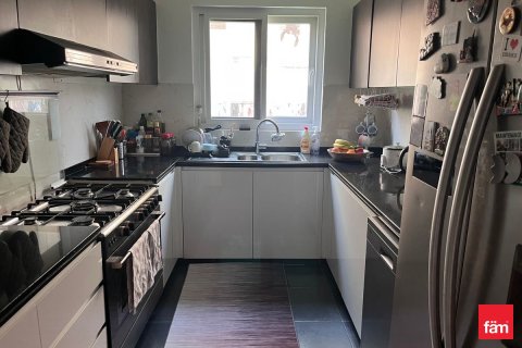 3 bedrooms Townhouse in Dubai, UAE No. 167185 13