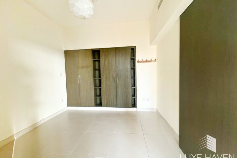Квартира с 1 спальней в The Lofts, ОАЭ №11062 12