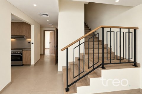 5 bedrooms Townhouse in Damac Lagoons, UAE No. 220849 9
