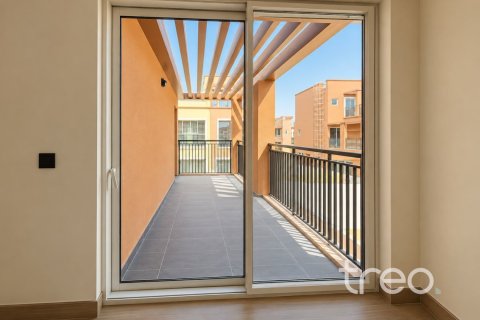 5 bedrooms Townhouse in Damac Lagoons, UAE No. 220849 19