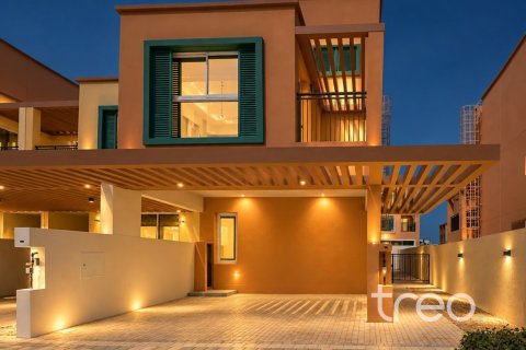 5 bedrooms Townhouse in Damac Lagoons, UAE No. 220849