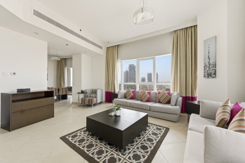 Apartment de 3 dormitorios en Al Barsha, UAE No. 215328
