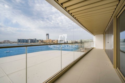 Apartment de 2 dormitorios en EMAAR Beachfront, UAE No. 78101 14