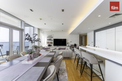 4 bedrooms Apartment in Dubai, UAE No. 125144 30