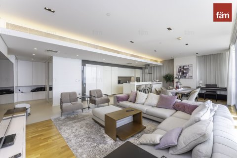 4 bedrooms Apartment in Dubai, UAE No. 125144 29