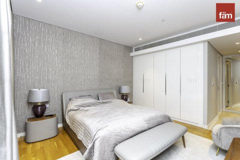 4 bedrooms Apartment in Dubai, UAE No. 125144 18