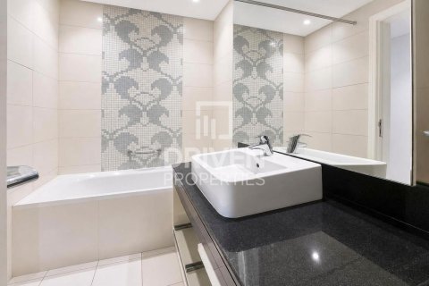 2 bedrooms Apartment in Capital Bay, UAE No. 212662 11