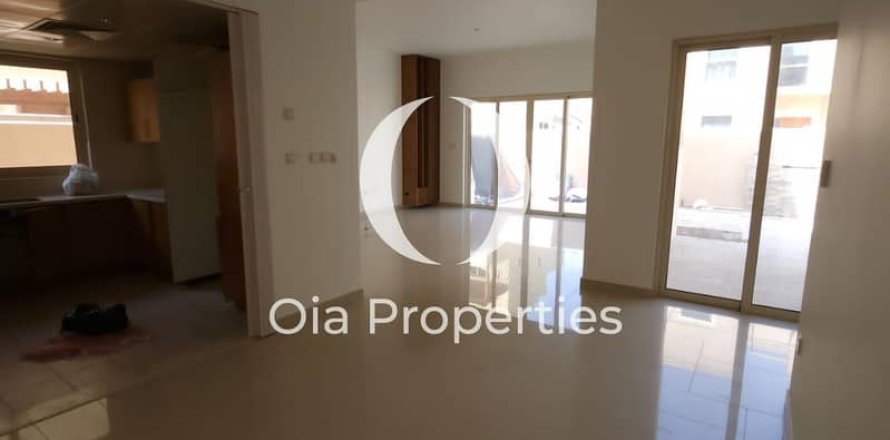 Townhouse de 4 chambres à Al Raha Gardens, UAE No. 115120