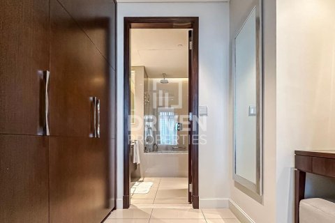 Квартира с 1 спальней в The Address Residence Fountain Views, ОАЭ №218682 8