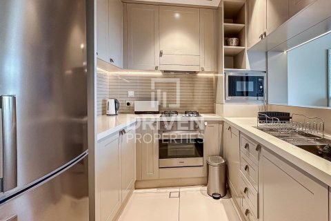 Квартира с 1 спальней в The Address Residence Fountain Views, ОАЭ №218682 6